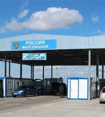 Російська влада Криму запровадила «особливий режим» перетину адмінмежі з окупованою Херсонщиною