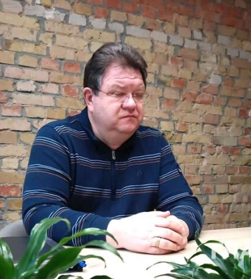 Справа про роспаспорт. Екссуддя Львов понад рік не отримує зарплати
