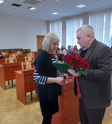 Героїчно боронив рідну землю: загиблого майора поліції з Волині нагородили відзнакою. Фото