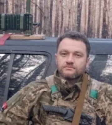 Для підрозділу рожищанина земляки допомогли придбати прилад радіоелектронної боротьби