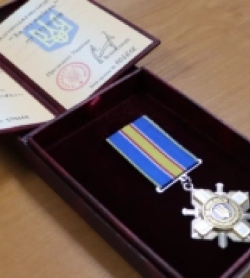 Родичам загиблого захисника-добровольця із Вараша вручили його посмертну відзнаку
