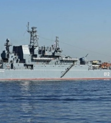 У ВМС підтвердили прибуття Оленегорского горняка до Криму