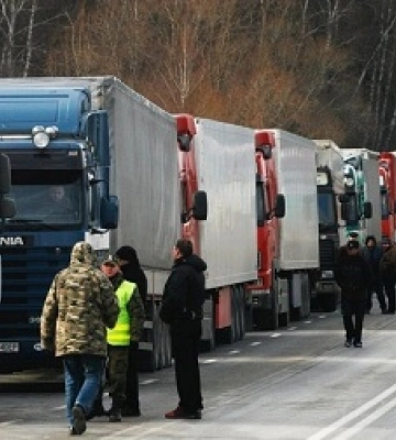У Миколаєві готується заборона на в&#039;їзд вантажівок у місто під час робочого перевезення