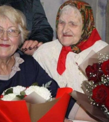 Нарівні з чоловіками носила шпали: мешканка Дніпропетровщини відсвяткувала 100-річний ювілей
