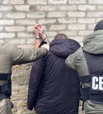Черкаська СБУ: до десяти років засудили чоловіка, який коригував ракетні удари по Харкову