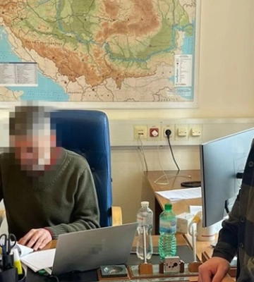СБУ: Ексдепутати від ОПЗЖ вкрали 32 баржі торговельного флоту України