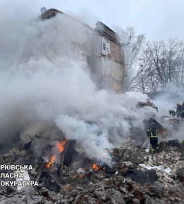 Померла ще одна поранена внаслідок удару РФ по п’ятиповерхівці в Харкові