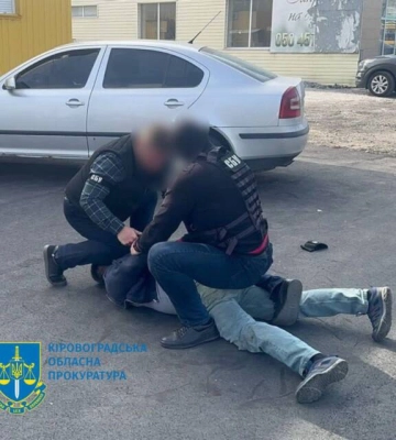 За хабарництво судитимуть заступника начальника філії Кіровоградського облавтодору