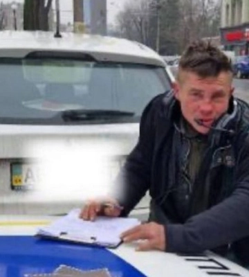 У Дніпрі затримали чоловіка, який їздив з гранатою у громадському транспорті