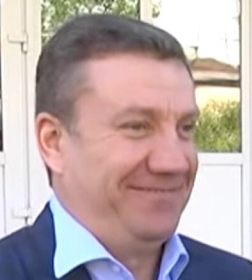 Активисты уверяют, что эксмеру Тернополя вместе с сыновьями "нарисовали" отсрочку: "Рестораторы особенно ценны для государства"