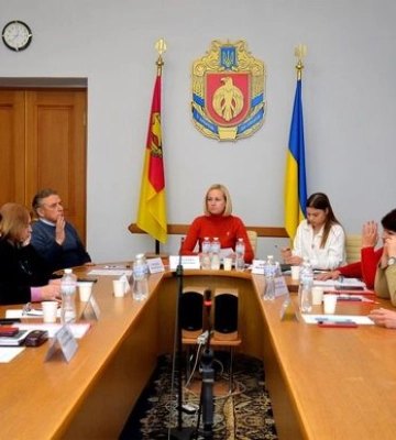 У Кропивницькому на посаду очільника театру ляльок переобрали чинного директора