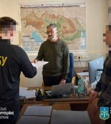 Двух экс-депутатов Одесского облсовета подозревают в краже 32 барж Дунайского пароходства