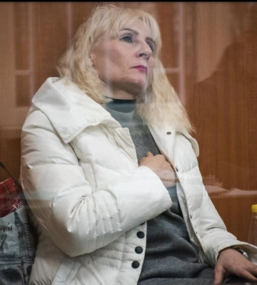 Колаборантку, яка під час окупації Ізюма стала директоркою школи, відправили у колонію лише на рік