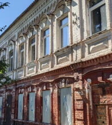У Полтаві на місці Вечірньої школи буде створено сучасний простір, хостел та безкоштовний шаховий клас