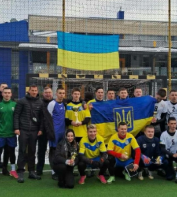 Студенти Львівського університету природокористування вибороли перше місце у турнірі з мініфутболу
