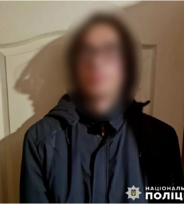 В Київі чоловік намагався вбити власну матір та сестру