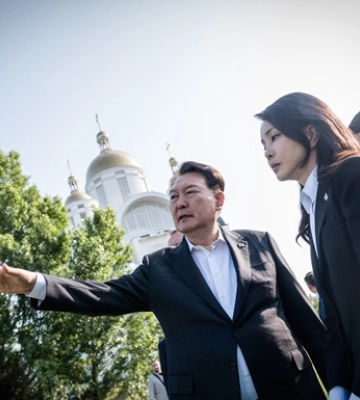 Сумка Dior. Корупційний скандал у Південній Кореї