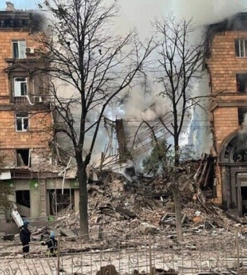 В Запорожье восстанавливают разрушенный оккупантами дом без разрешительных документов
