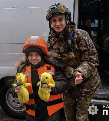 «Білі янголи» евакуювали з Торецька 8-річного хлопчика