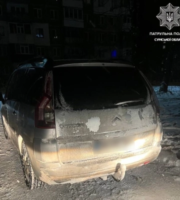 У Сумах патрульні зупинили водія під кайфом, який взагалі не отримував права