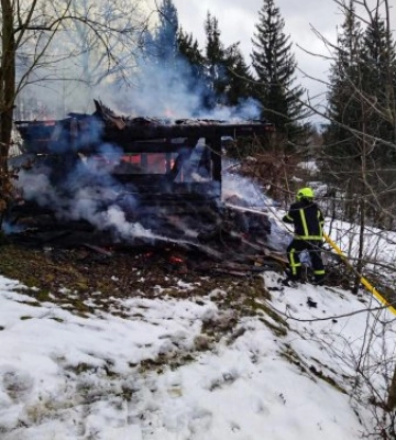 83-річний чоловік загинув на пожежі в Рахівському районі