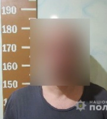 У Сумах поліція викрила чоловіка, який спричинив тяжкі тілесні ушкодження юнаку