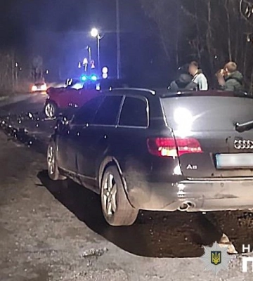На Львівщині зіткнулися «Audi A6» і «Land Rover». Є постраждалі й загибла