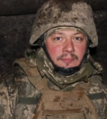 Двох тезок Дмитрів нагородять «Золотим хрестом» Залужного