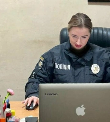 Звинуватили підлітка у фотографуванні військових об’єктів і відібрали телефон: в Одесі викрили двох молодиків у грабежі