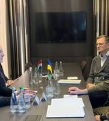 Глава МИД Венгрии прибыл в Украину, - журналист