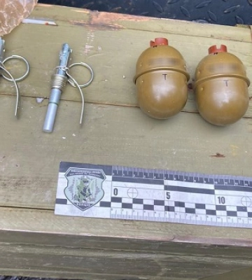 Мешканець Снігурівки нестиме кримінальну відповідальність за незаконне зберігання зброї
