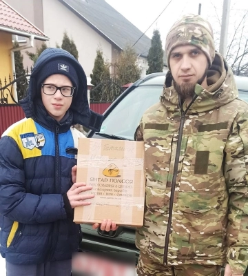 Школяр з Волині виготовив дрон для військових