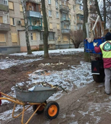 В Харькове до сих пор устраняют последствия ракетных ударов 23.01 
