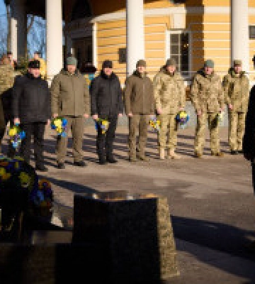 Зеленський і Залужний нагадали українцям про подвиг Героїв Крут