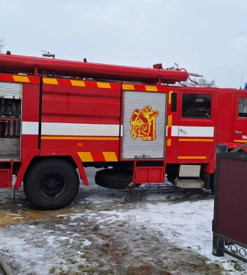 На Волині горіла господарська споруда: працювали рятувальники 