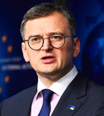 Кулеба пояснив, як вирішуватимуть суперечку з Угорщиною щодо нацменшин