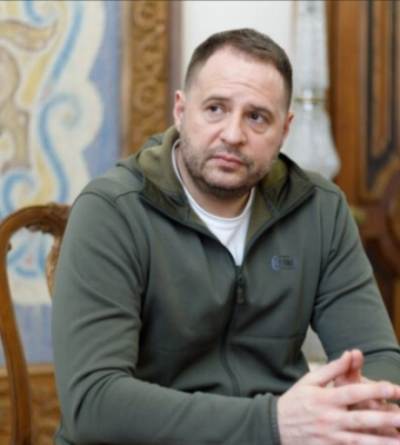 Єрмак пояснив, коли Україна запросить представників РФ для перемовин