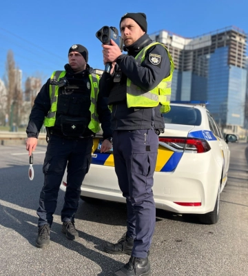 Де в Києві стежать за дорогами за допомогою TruCAM: список вулиць оприлюднили