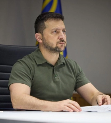Спикер президента опроверг информацию об увольнении Залужного