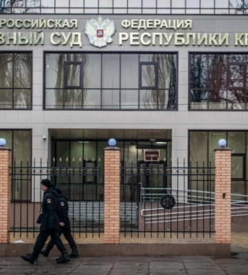 Российский суд приговорил обвиняемого в «осквернении» символов вторжения РФ в Украину жителя Бахчисарая к 2 годам условно – СМИ