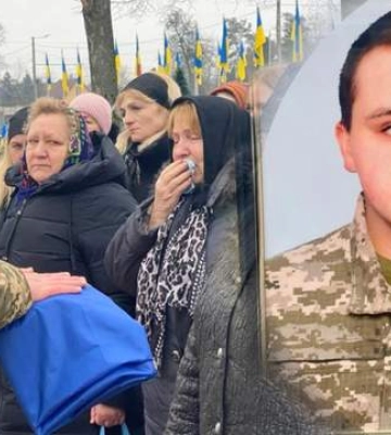 В Житомире простились с павшим воином Николаем Раинским: защищал Украину с 2014 года