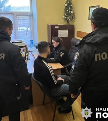 У Львові рецидивіст торгував ручними гранатами Ф-1