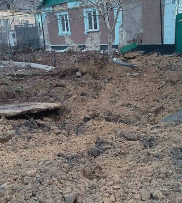 Россияне сбросили взрывчатку возле здания гумштаба в Бериславе