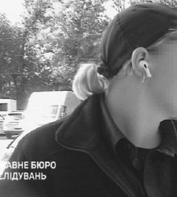 Курсантка одного з правоохоронних вишів Дніпра видурила понад 800 тис. гривень на сайті знайомств