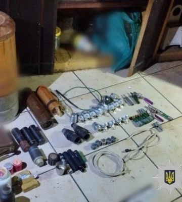 Житель Киевщины угрожал взорвать дом противопехотной миной