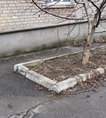 У Бериславі ворог скинув вибухівку з безпілотника, загинув чоловік