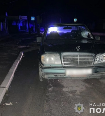 На Волині за кермом Mercedes спіймали п’яного військовослужбовця без прав: яке покарання він отримав