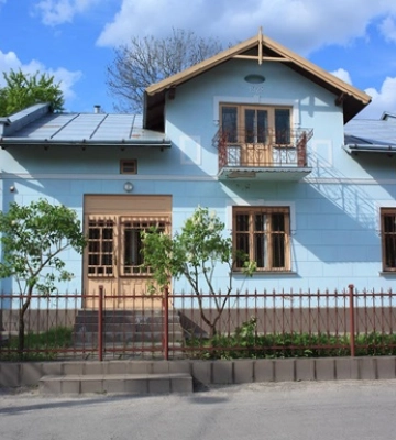 У Львові оцифрували музей Шухевича, нещодавно зруйнували російські безпілотники