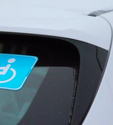 Лица с инвалидностью могут пройти экзамен по вождению на специальных авто: доступны в 5 городах