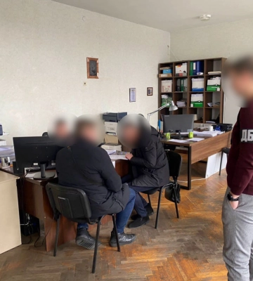На Черкащині викрили посадовців, через яких бюджет не отримав понад 600 тисяч гривень
